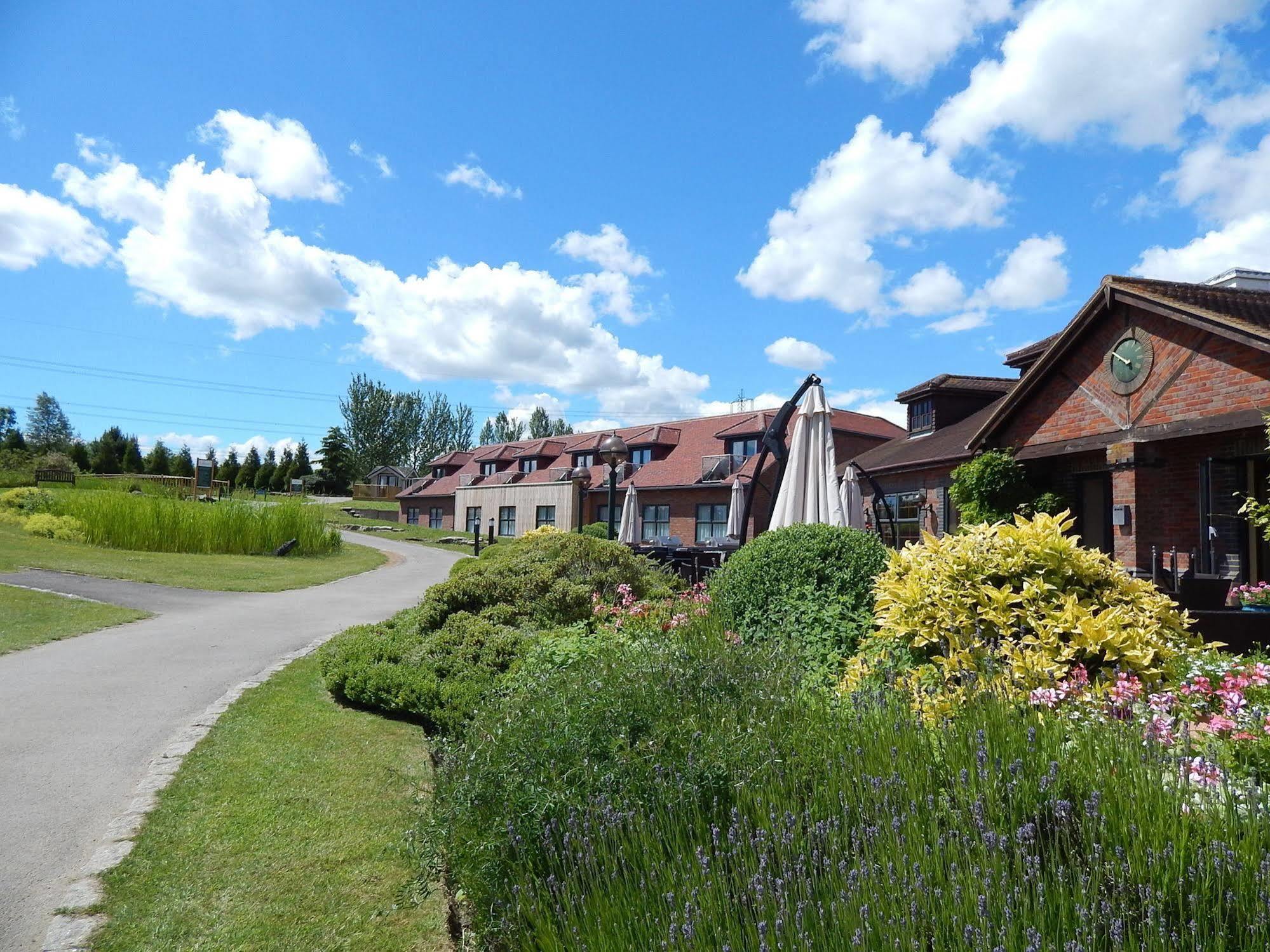 Magnolia Park Hotel, Golf & Country Club Boarstall Eksteriør billede